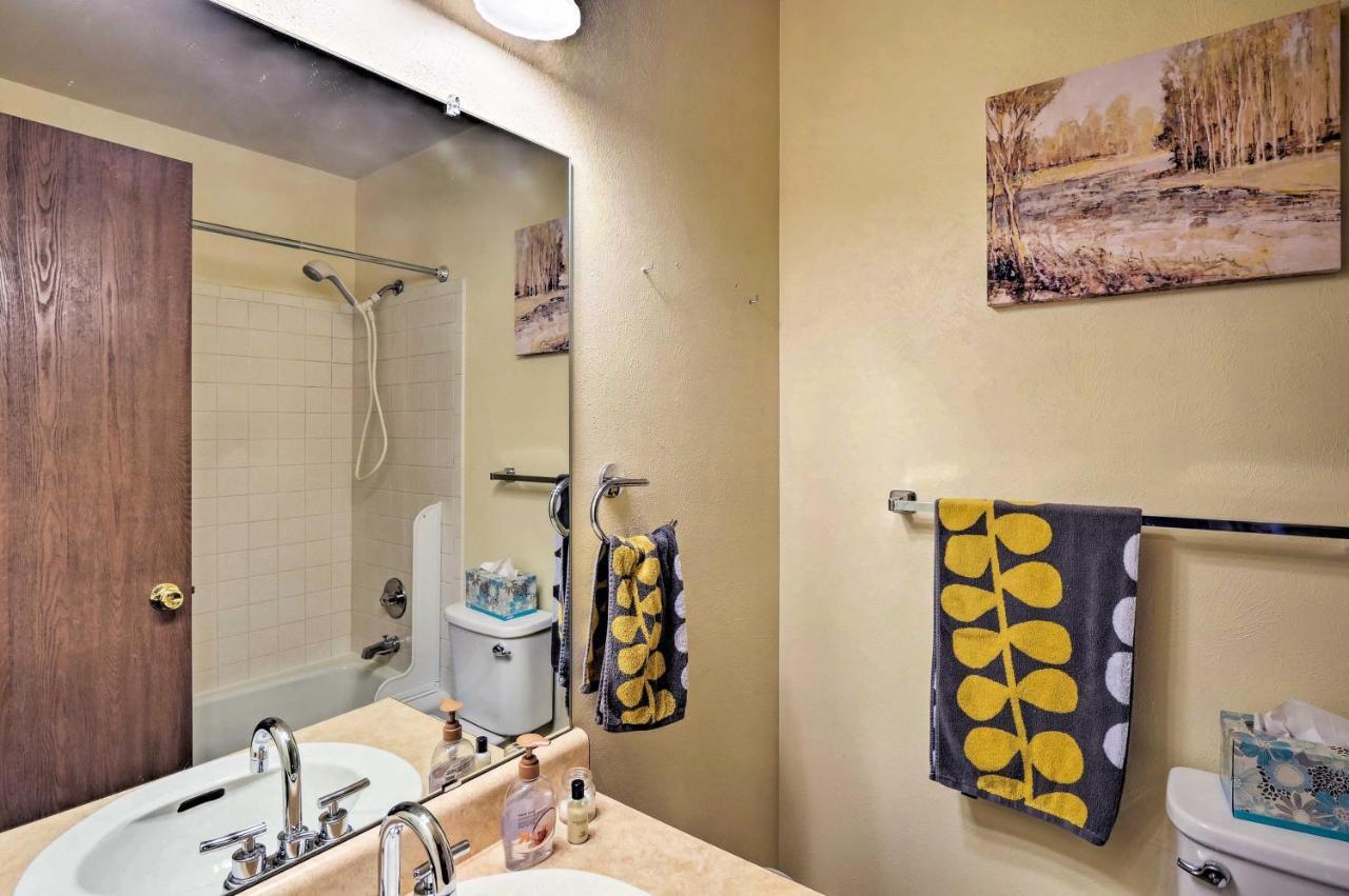 Grand Lake Condo With Balcony - 1 Block To Water! מראה חיצוני תמונה